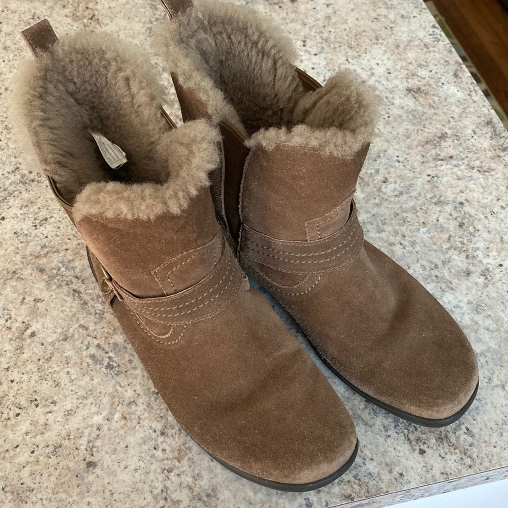 Abeo Ankle Boots